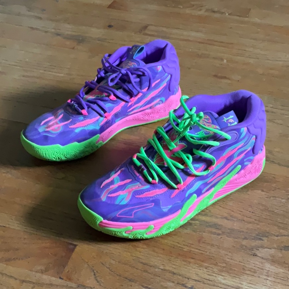 Puma MB.03 Toxic size 11.5